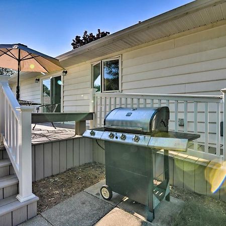 Lake Huron House With Grill And Beach Access! East Tawas 외부 사진