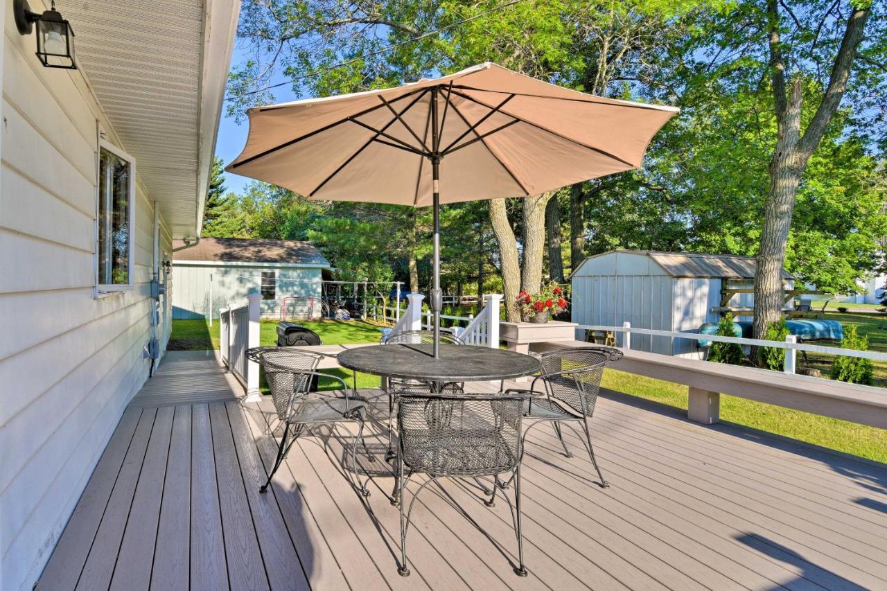 Lake Huron House With Grill And Beach Access! East Tawas 외부 사진